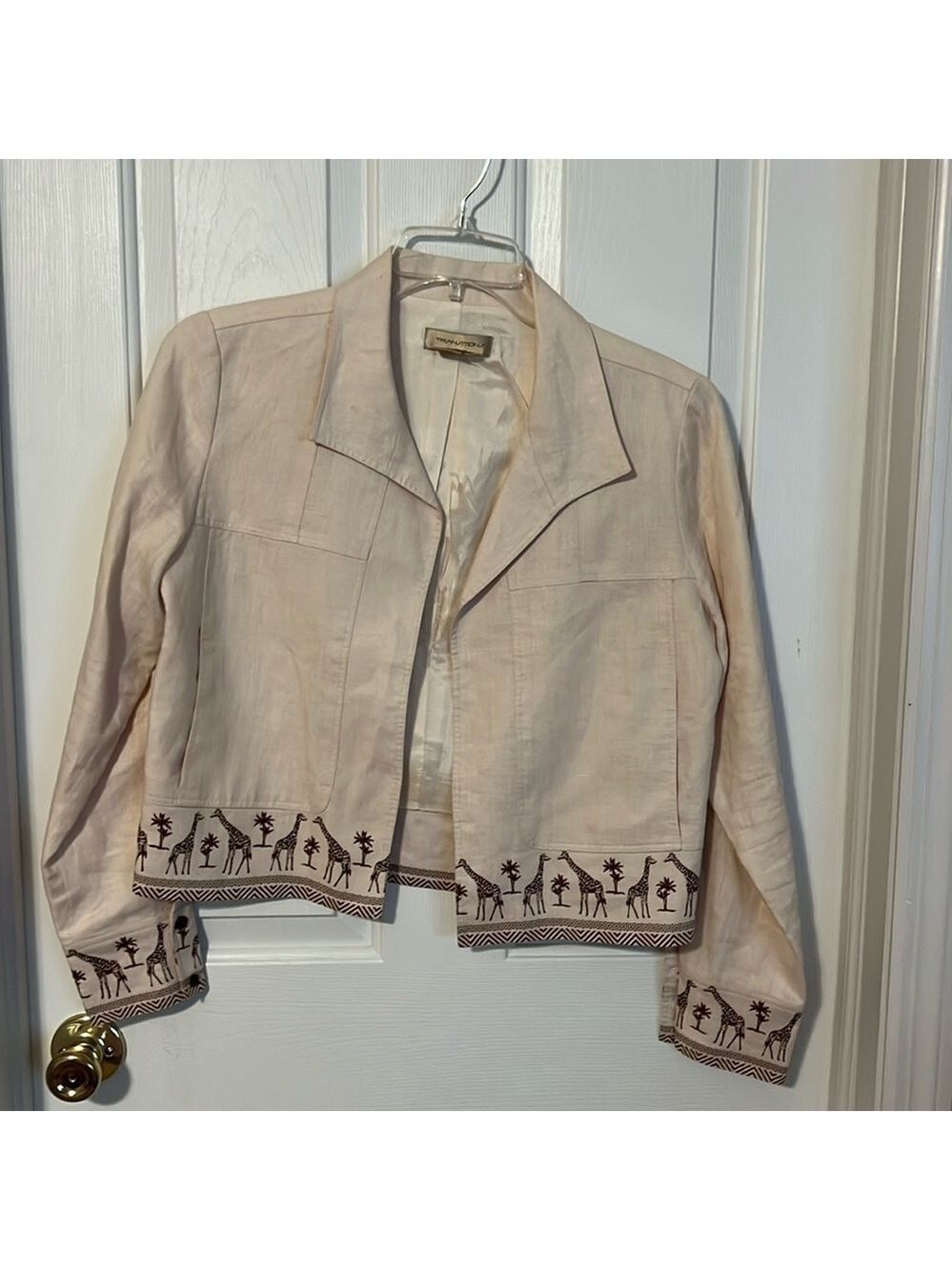 Transitions giraffe themed jacket. Size M. Vintage , button cuff long sleeves